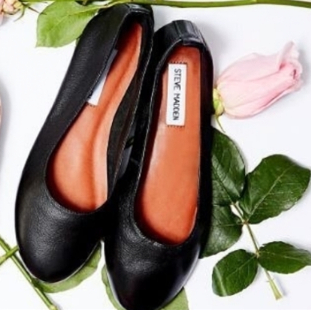 Steve Madden Ballet Flat Slip-on Dainty Women Feminine Round Toe Black Leather